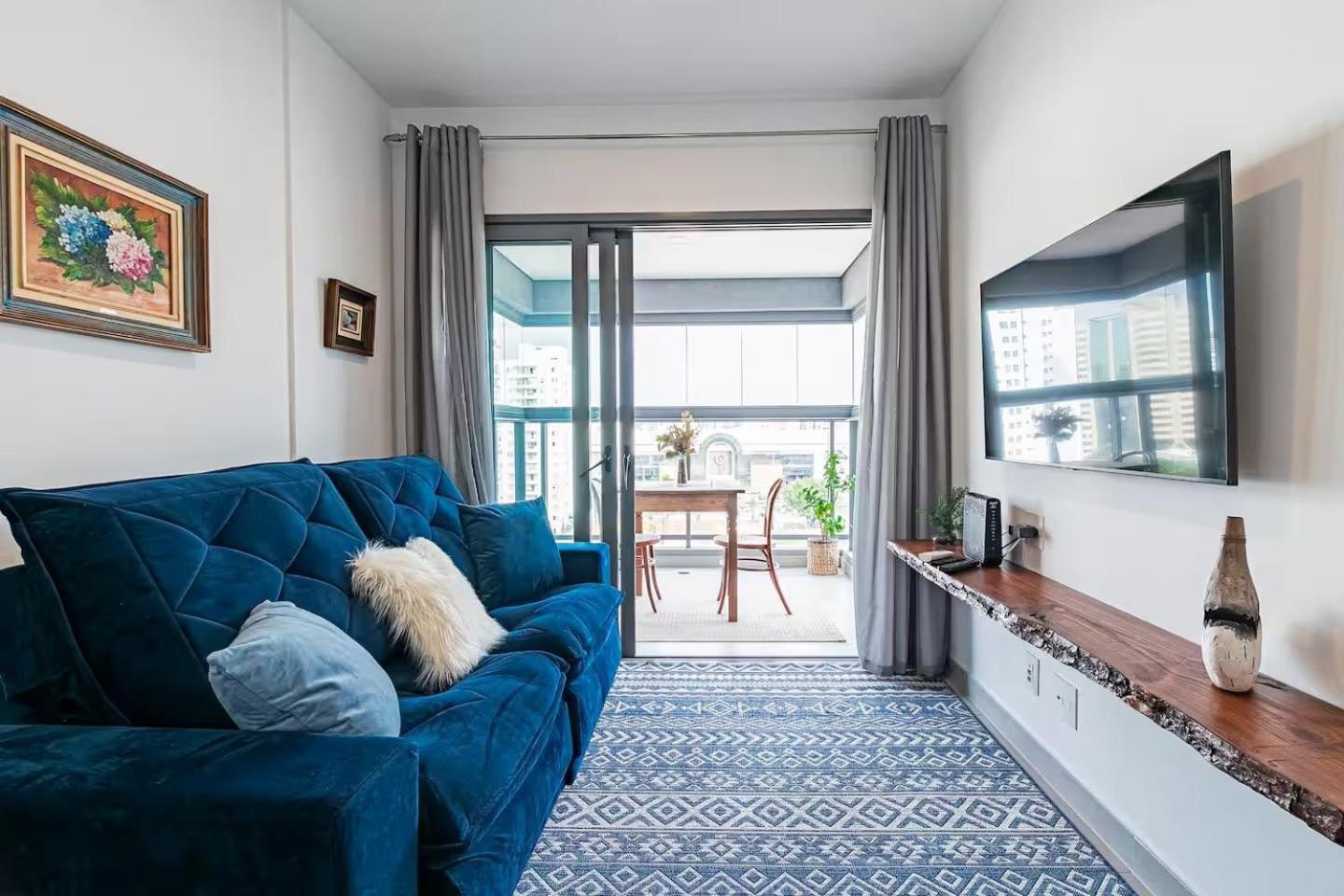Z. Cotovia Apartment